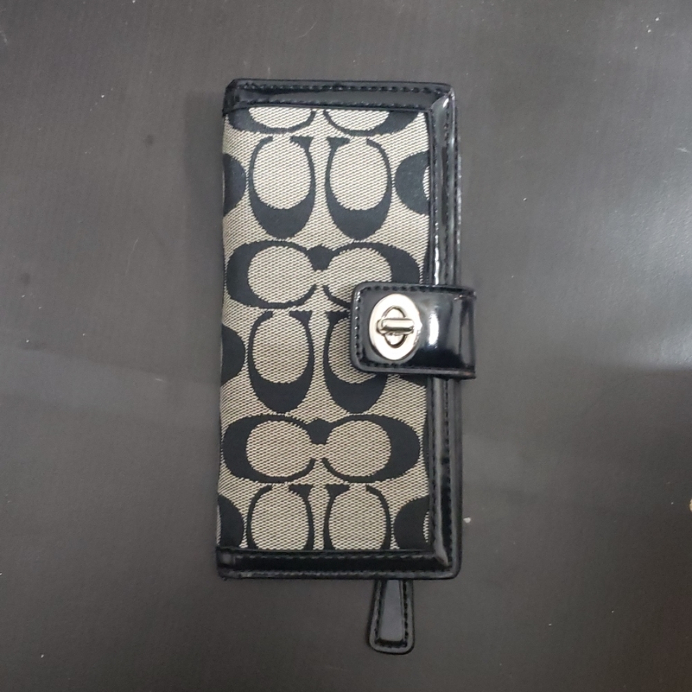 Coach card holder